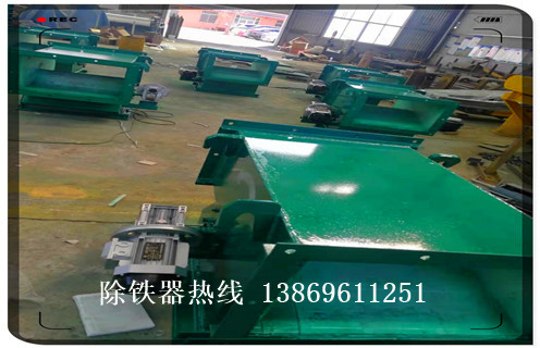 自卸管道除鐵器，山東自卸管道式除鐵器_山東自卸管道式除鐵器廠(chǎng)家應用安裝示意圖型12000高斯_可定制工作原理